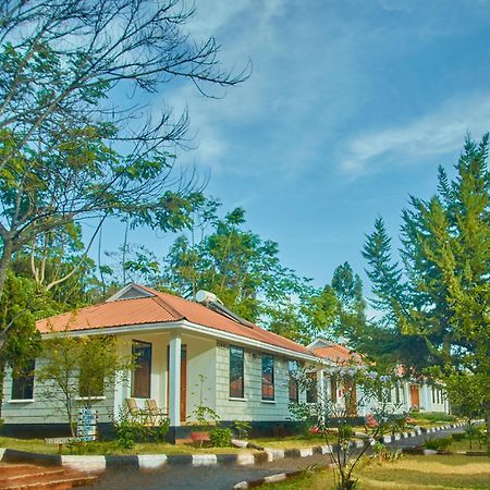 Ngorongoro Corridor Lodge カラトゥ エクステリア 写真