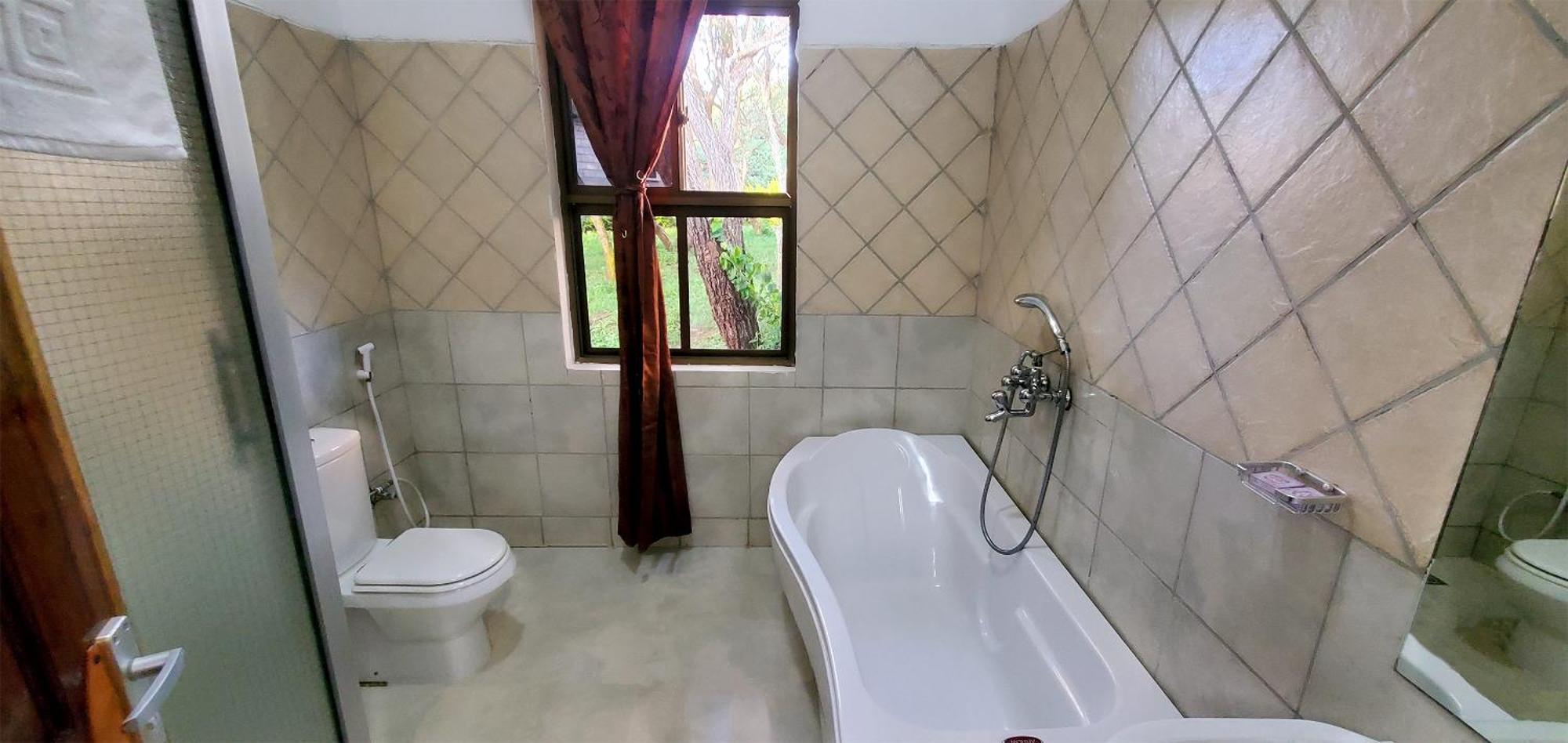Ngorongoro Corridor Lodge カラトゥ エクステリア 写真