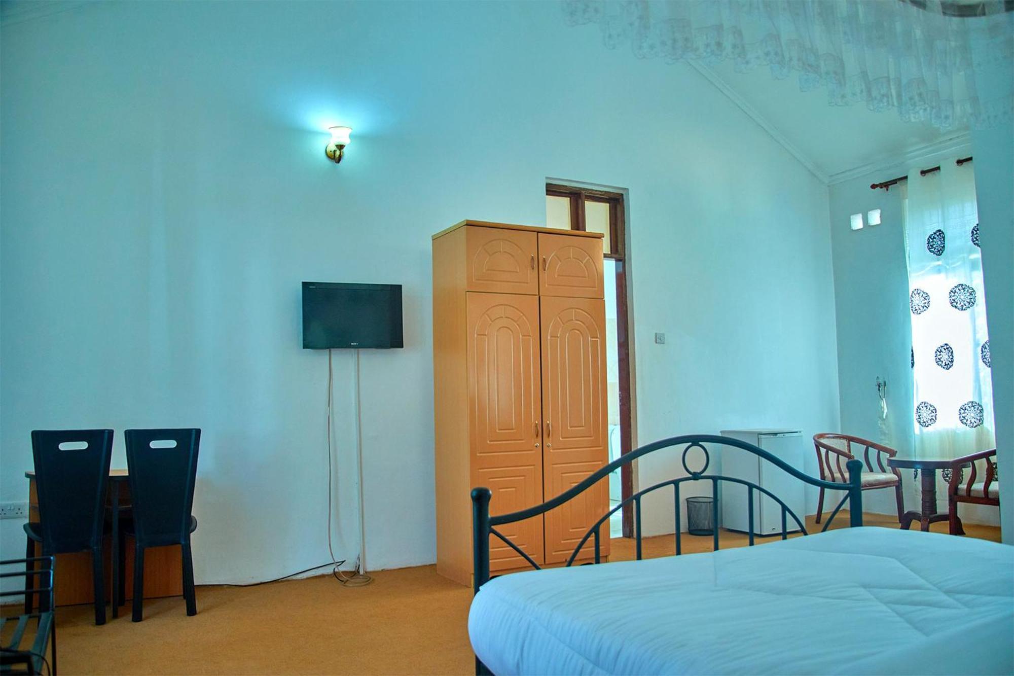 Ngorongoro Corridor Lodge カラトゥ エクステリア 写真